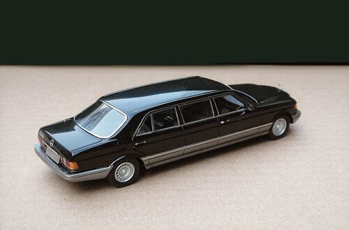 1/43 Mercedes-Benz W126 Series 500SEL Limousine 1986 Black